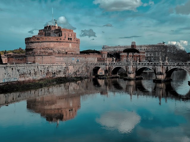 Lungotevere degli Altoviti